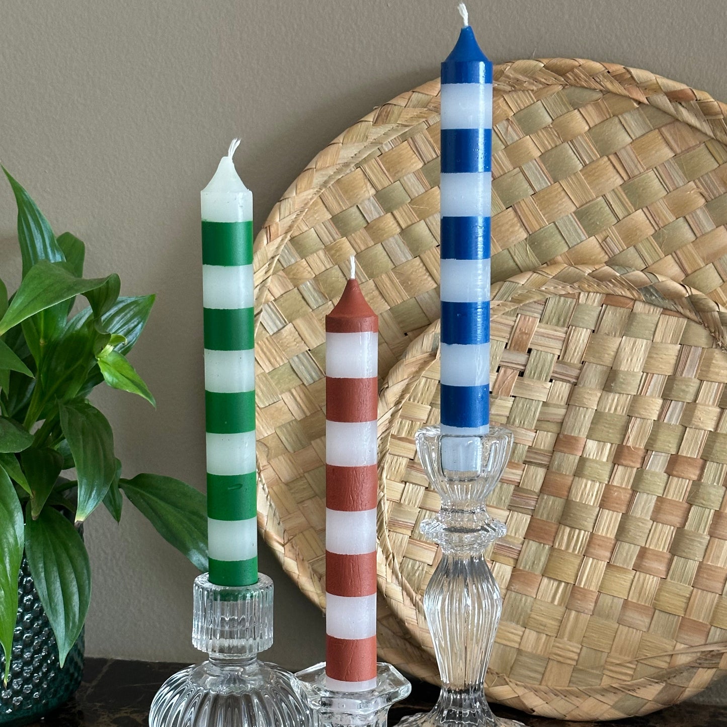 Vela castiçal listrada